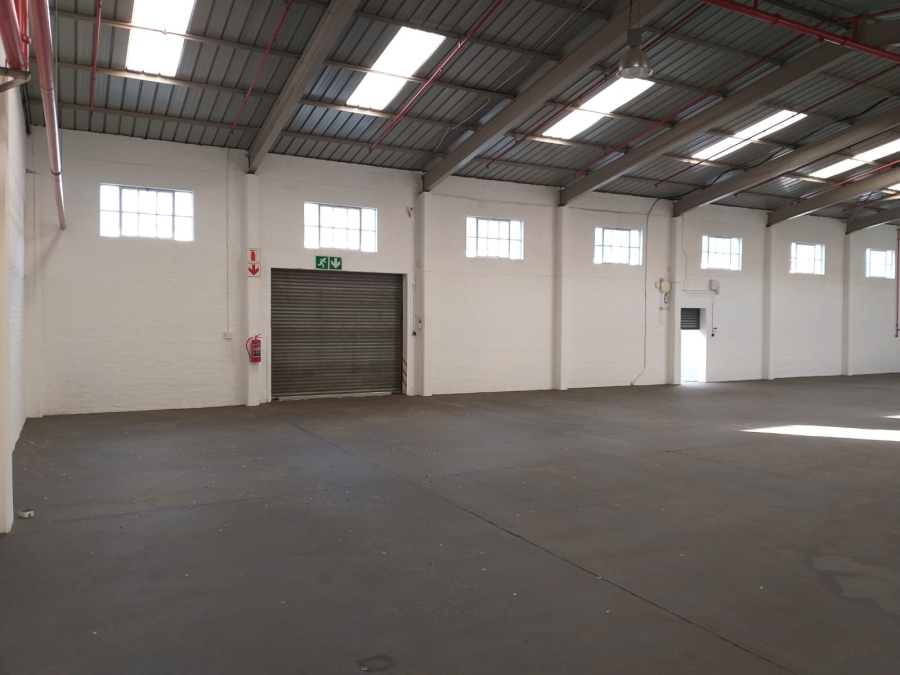 To Let Commercial Property for Rent in Maitland Western Cape